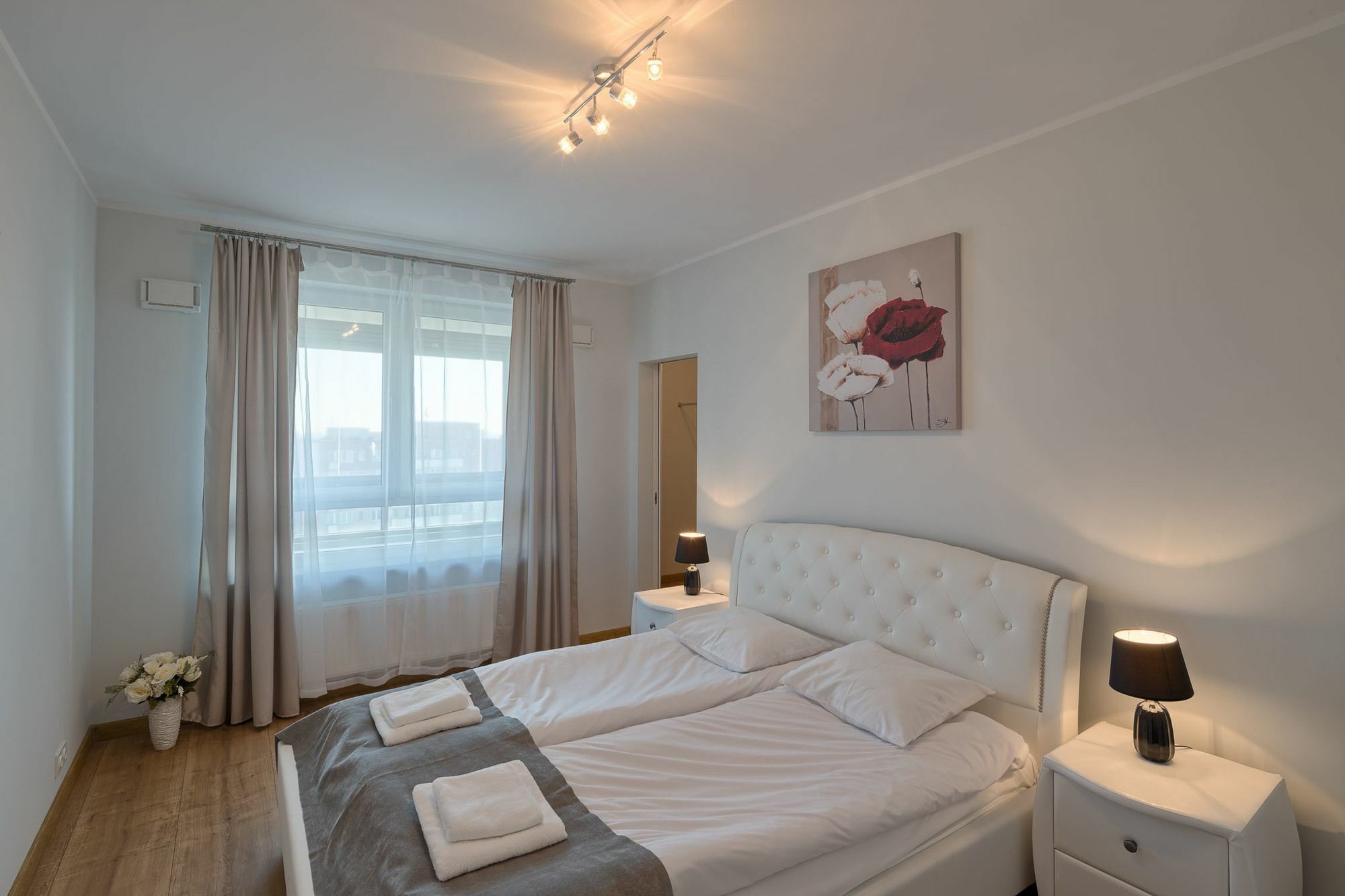 City Aparthotel Ochota Warsaw Exterior photo