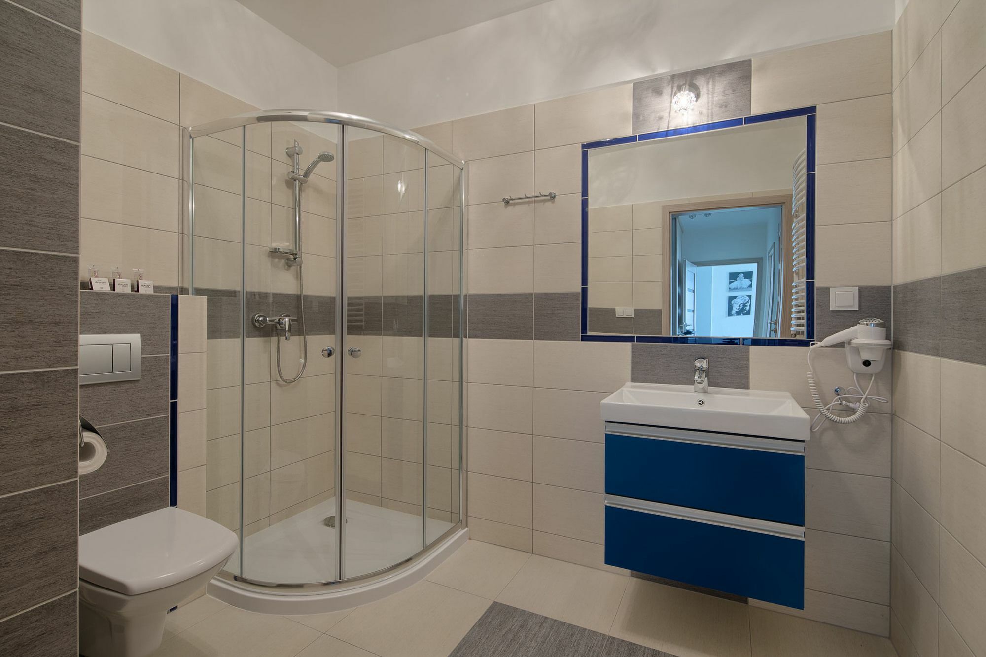 City Aparthotel Ochota Warsaw Exterior photo
